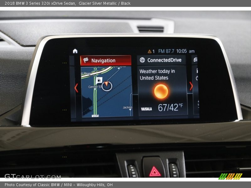 Glacier Silver Metallic / Black 2018 BMW 3 Series 320i xDrive Sedan