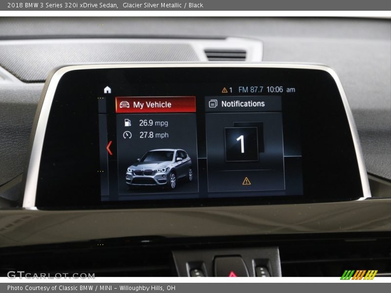 Glacier Silver Metallic / Black 2018 BMW 3 Series 320i xDrive Sedan