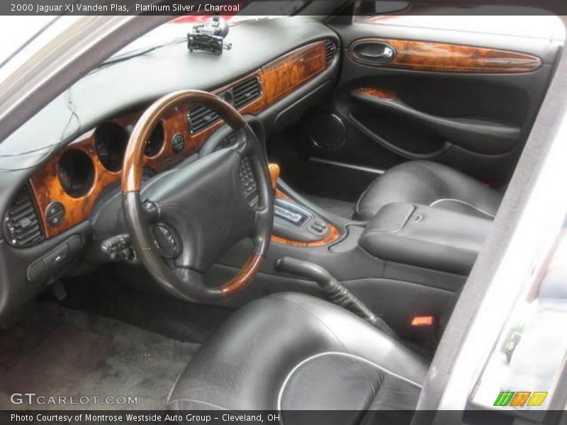Platinum Silver / Charcoal 2000 Jaguar XJ Vanden Plas
