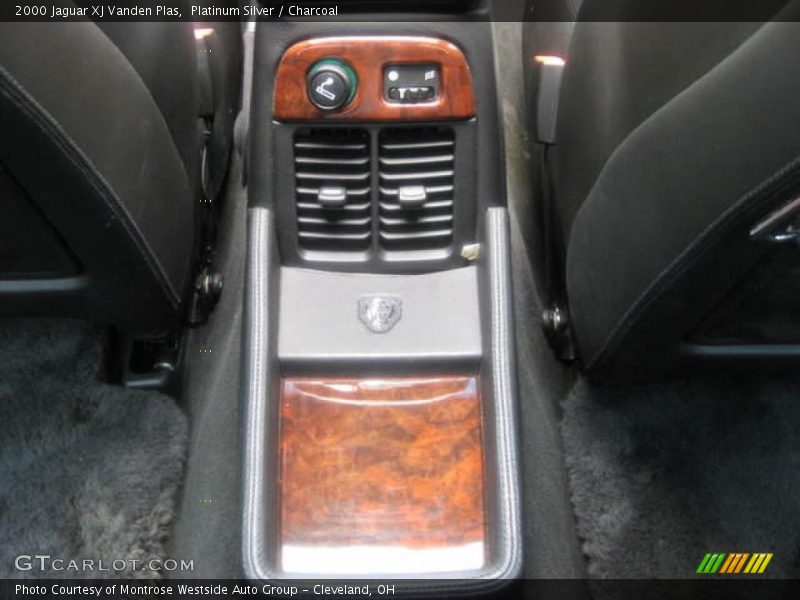 Platinum Silver / Charcoal 2000 Jaguar XJ Vanden Plas