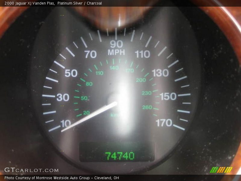 Platinum Silver / Charcoal 2000 Jaguar XJ Vanden Plas