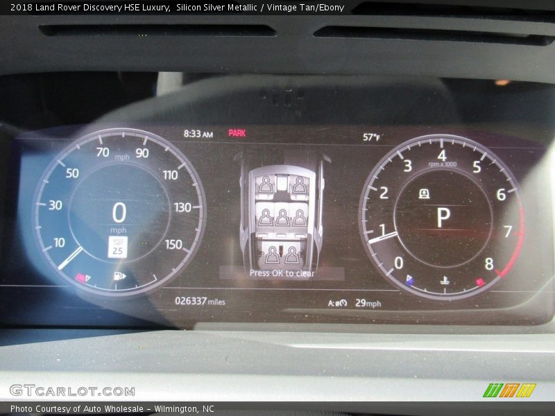Silicon Silver Metallic / Vintage Tan/Ebony 2018 Land Rover Discovery HSE Luxury