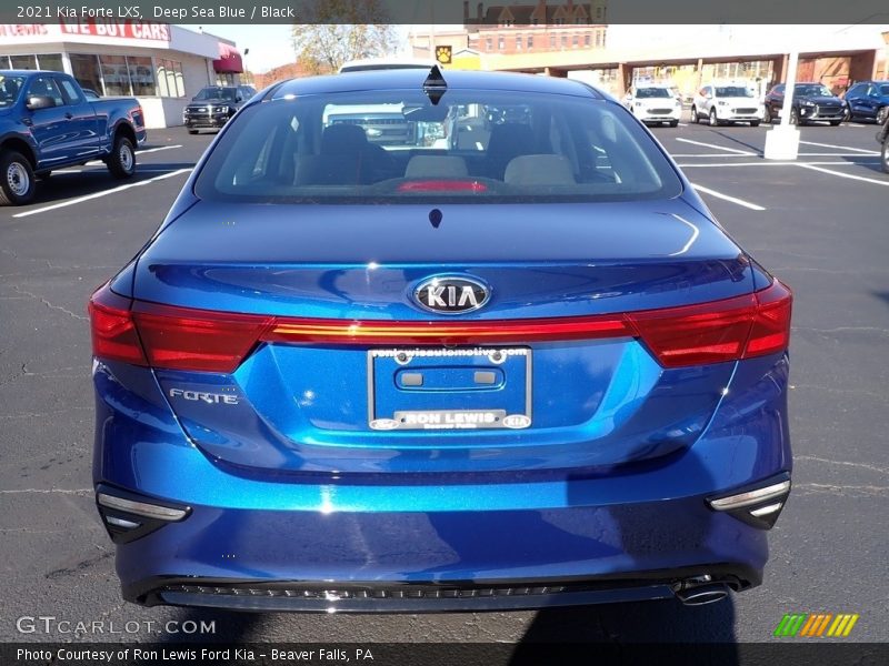 Deep Sea Blue / Black 2021 Kia Forte LXS
