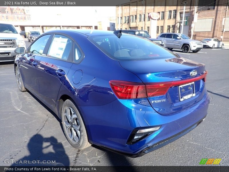 Deep Sea Blue / Black 2021 Kia Forte LXS