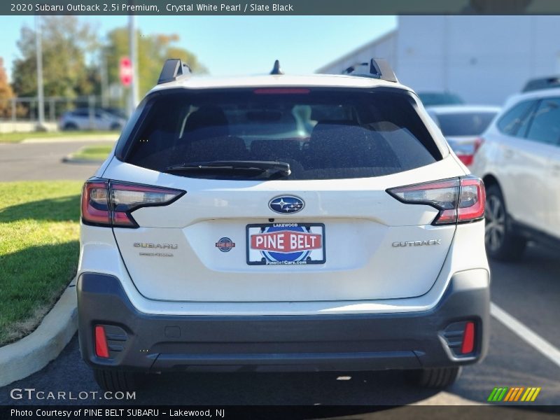 Crystal White Pearl / Slate Black 2020 Subaru Outback 2.5i Premium