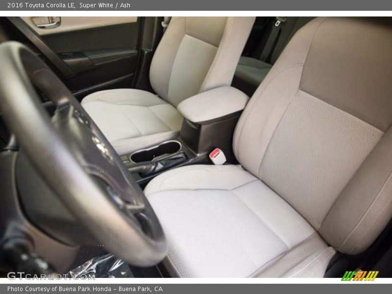 Super White / Ash 2016 Toyota Corolla LE