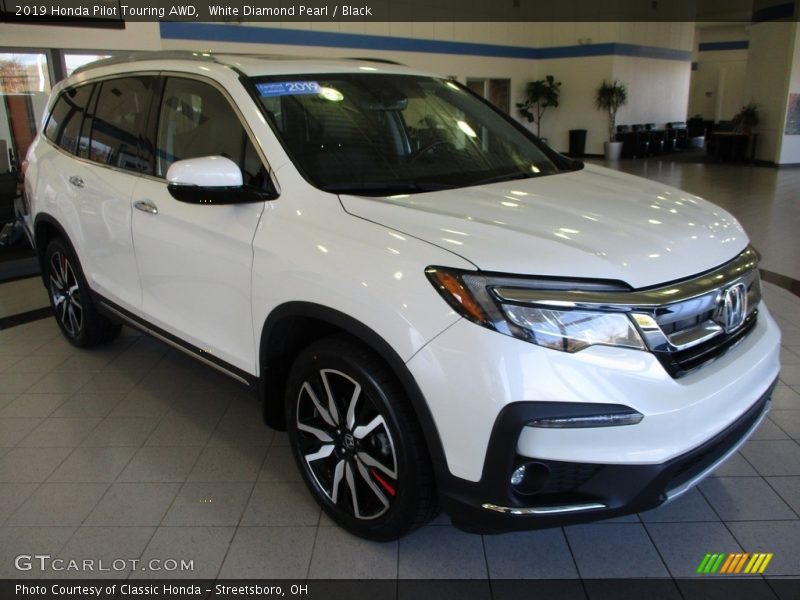 White Diamond Pearl / Black 2019 Honda Pilot Touring AWD
