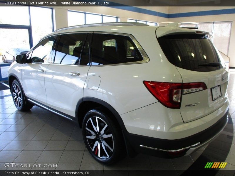 White Diamond Pearl / Black 2019 Honda Pilot Touring AWD