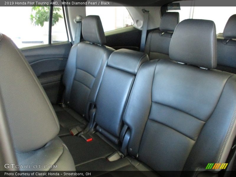White Diamond Pearl / Black 2019 Honda Pilot Touring AWD