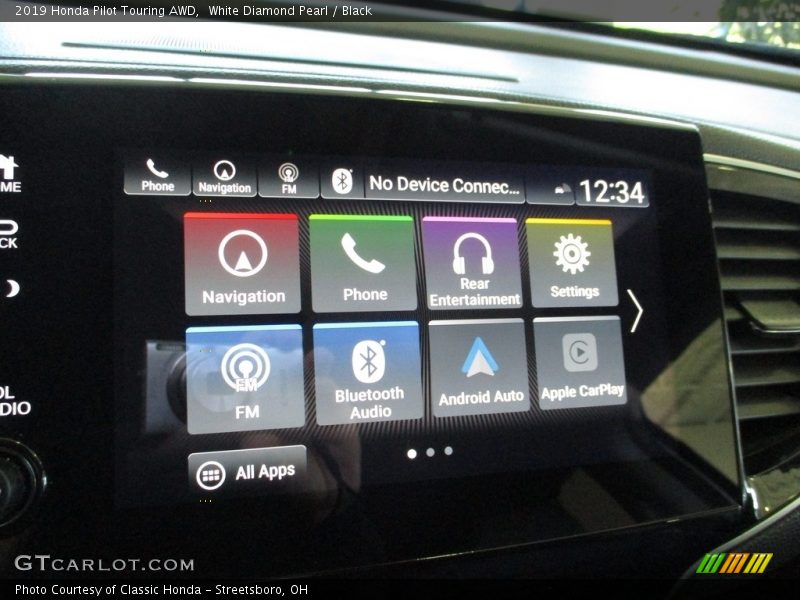 White Diamond Pearl / Black 2019 Honda Pilot Touring AWD