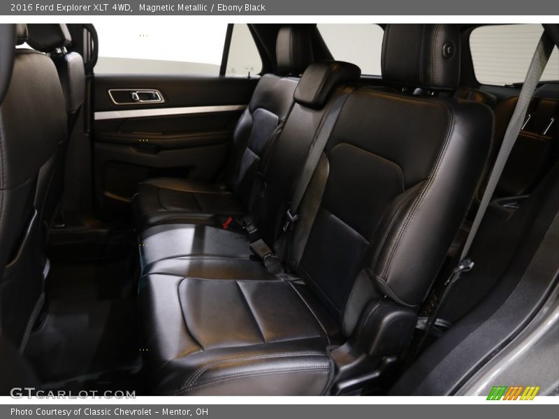 Magnetic Metallic / Ebony Black 2016 Ford Explorer XLT 4WD