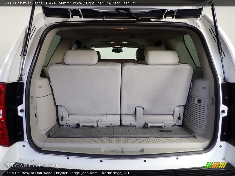Summit White / Light Titanium/Dark Titanium 2010 Chevrolet Tahoe LT 4x4