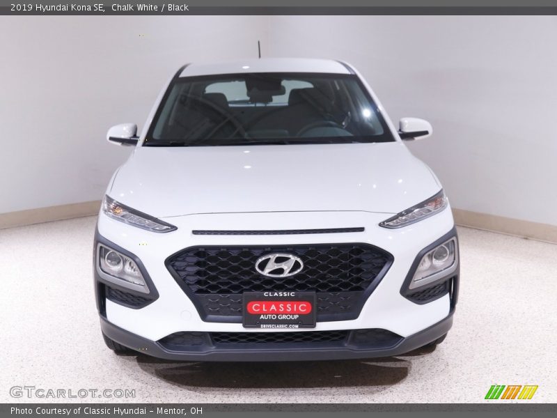 Chalk White / Black 2019 Hyundai Kona SE