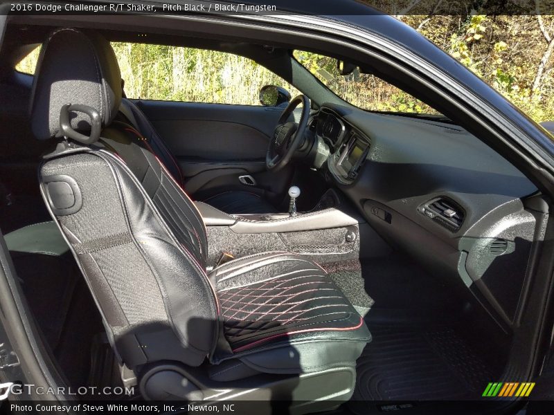 Pitch Black / Black/Tungsten 2016 Dodge Challenger R/T Shaker