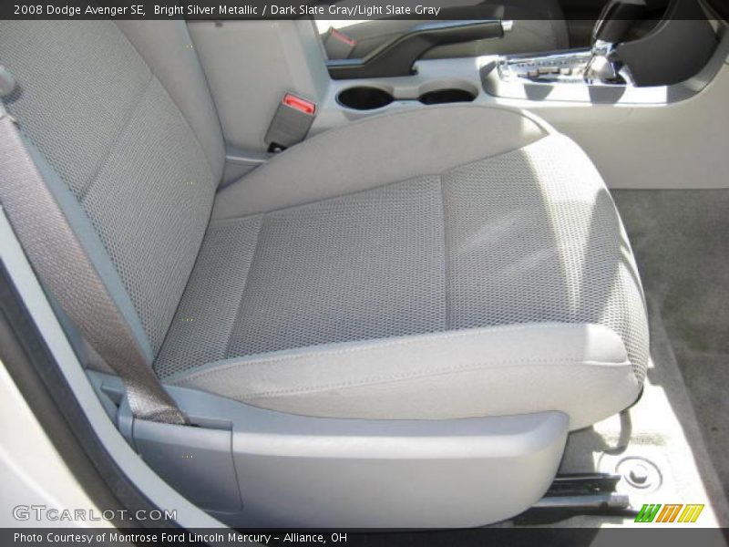Bright Silver Metallic / Dark Slate Gray/Light Slate Gray 2008 Dodge Avenger SE