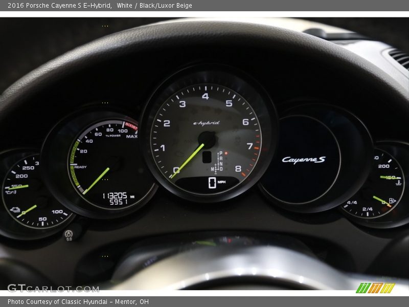 White / Black/Luxor Beige 2016 Porsche Cayenne S E-Hybrid