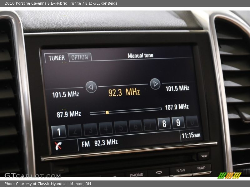 White / Black/Luxor Beige 2016 Porsche Cayenne S E-Hybrid