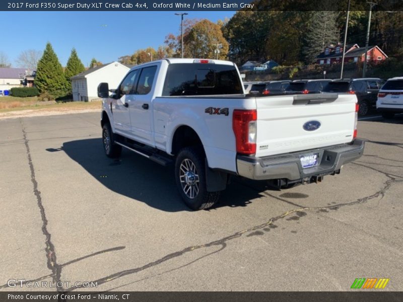 Oxford White / Medium Earth Gray 2017 Ford F350 Super Duty XLT Crew Cab 4x4