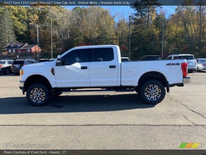 Oxford White / Medium Earth Gray 2017 Ford F350 Super Duty XLT Crew Cab 4x4