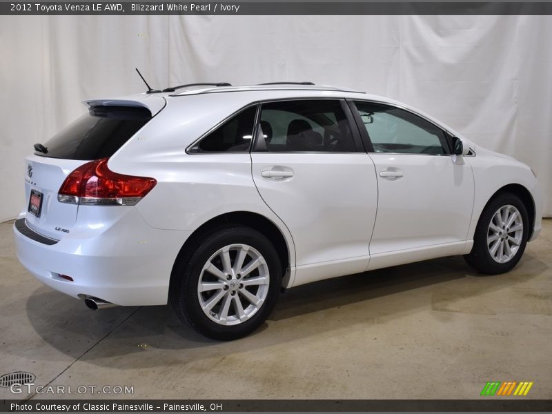 Blizzard White Pearl / Ivory 2012 Toyota Venza LE AWD