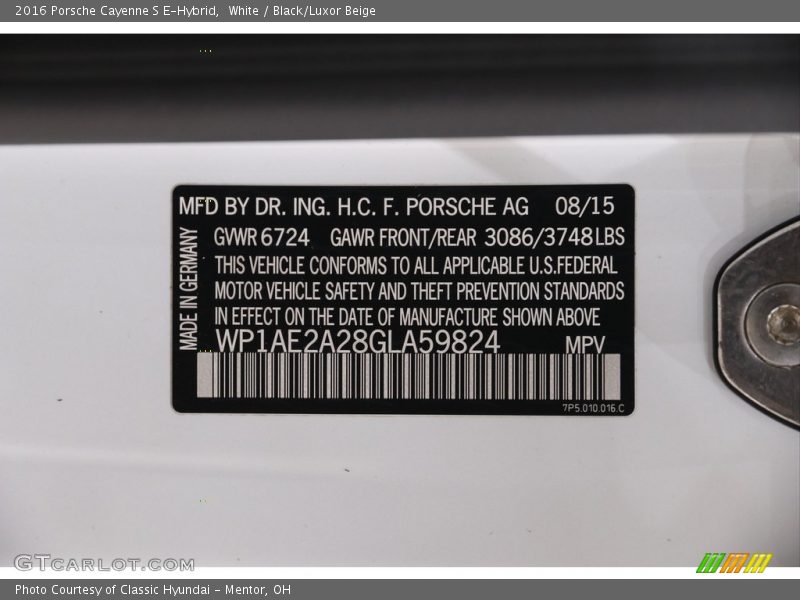 White / Black/Luxor Beige 2016 Porsche Cayenne S E-Hybrid
