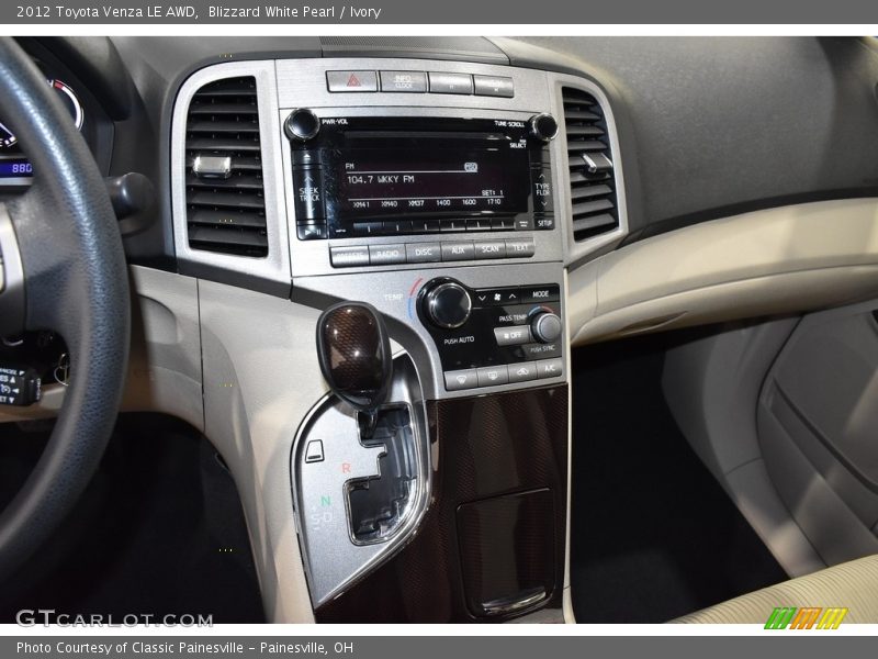 Blizzard White Pearl / Ivory 2012 Toyota Venza LE AWD