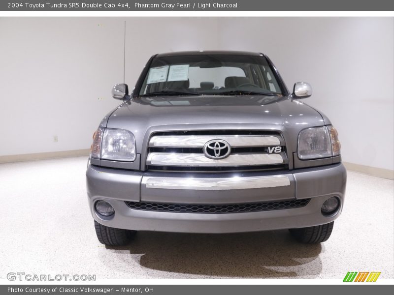 Phantom Gray Pearl / Light Charcoal 2004 Toyota Tundra SR5 Double Cab 4x4