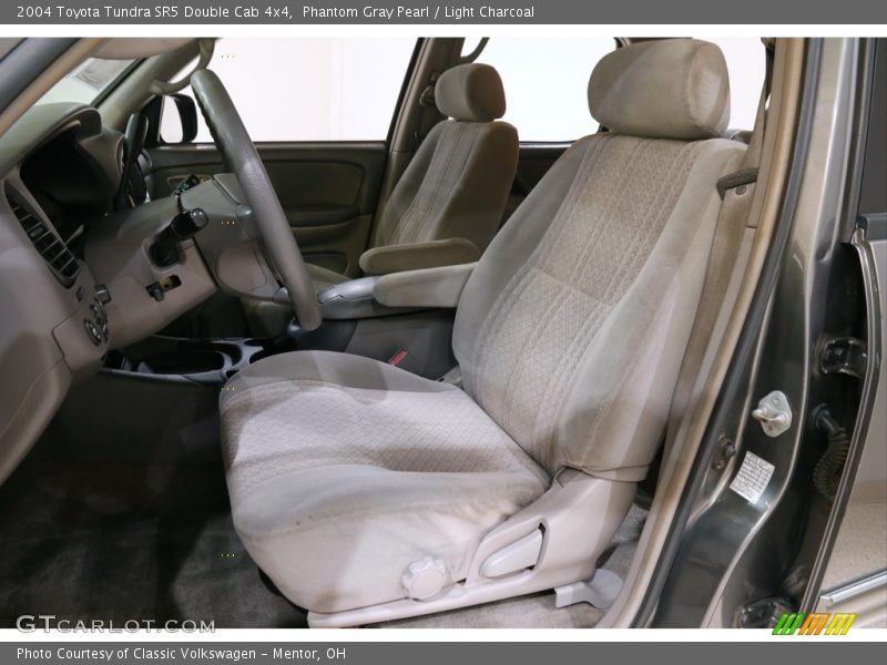 Phantom Gray Pearl / Light Charcoal 2004 Toyota Tundra SR5 Double Cab 4x4