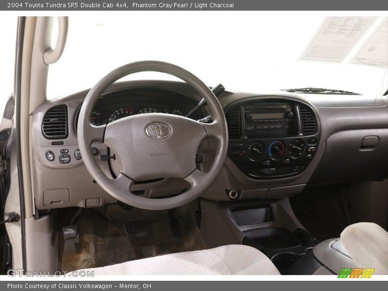 Phantom Gray Pearl / Light Charcoal 2004 Toyota Tundra SR5 Double Cab 4x4