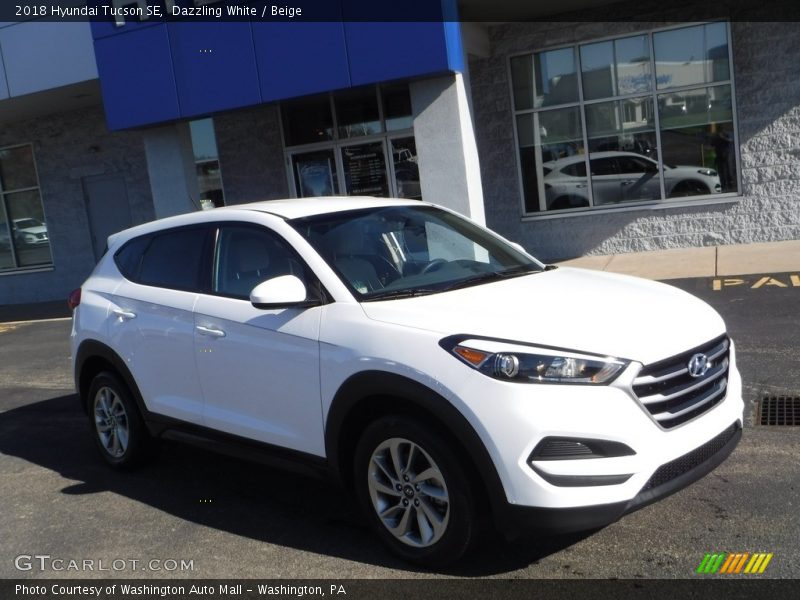 Dazzling White / Beige 2018 Hyundai Tucson SE