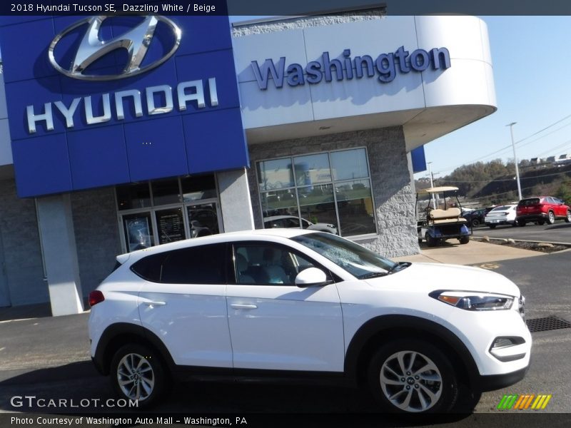 Dazzling White / Beige 2018 Hyundai Tucson SE