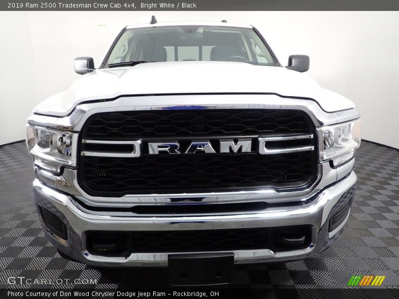 Bright White / Black 2019 Ram 2500 Tradesman Crew Cab 4x4