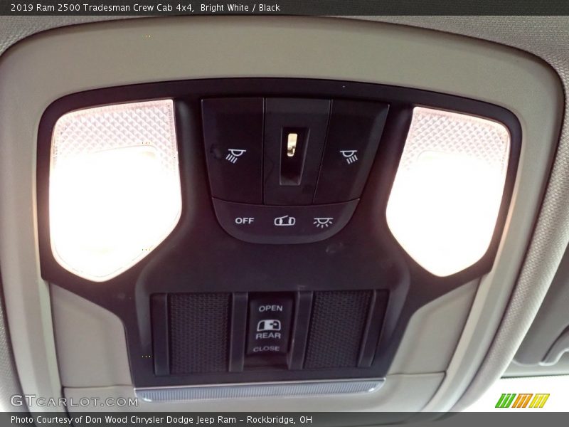 Bright White / Black 2019 Ram 2500 Tradesman Crew Cab 4x4