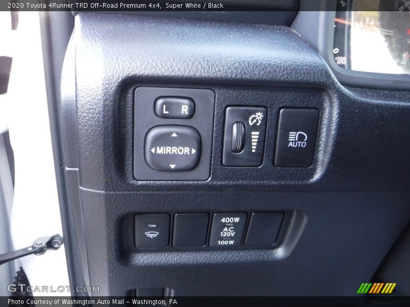 Super White / Black 2020 Toyota 4Runner TRD Off-Road Premium 4x4
