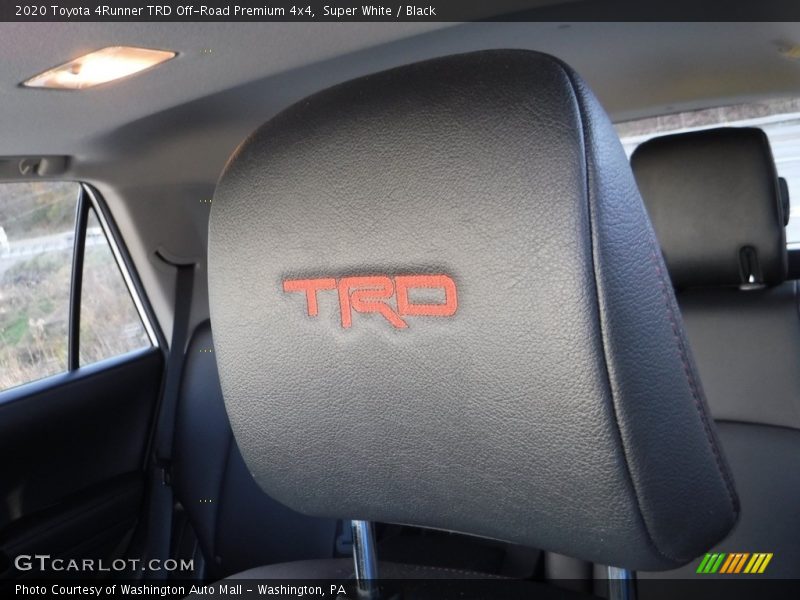 Super White / Black 2020 Toyota 4Runner TRD Off-Road Premium 4x4