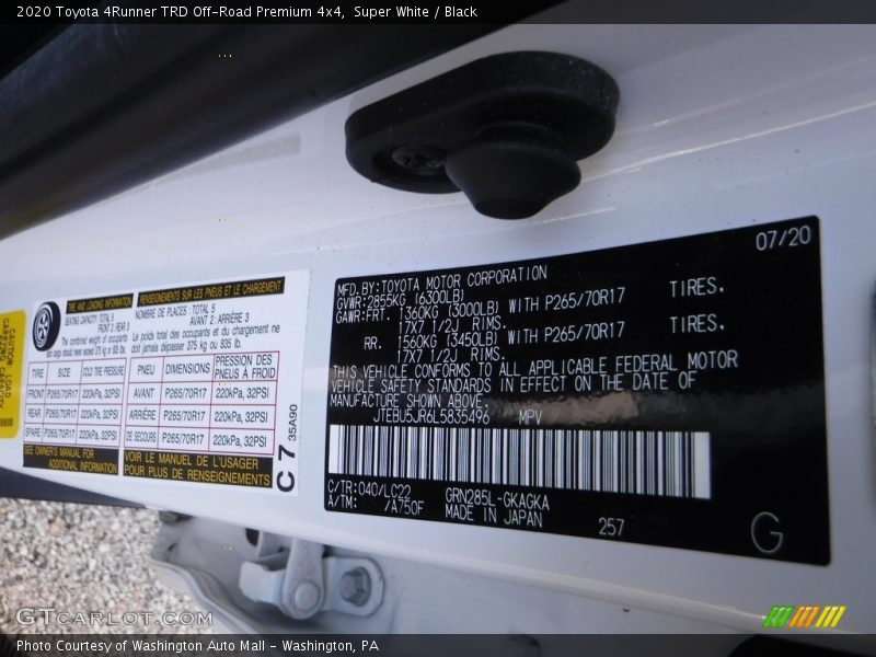 Super White / Black 2020 Toyota 4Runner TRD Off-Road Premium 4x4