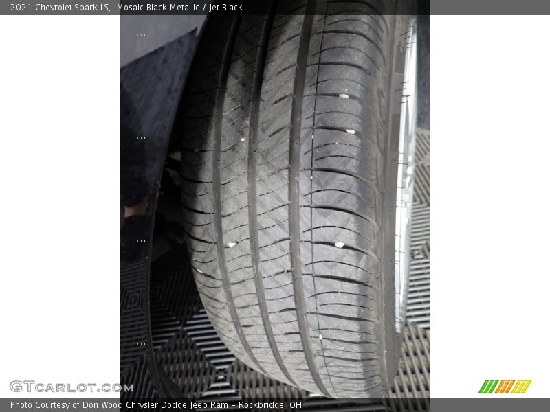 Mosaic Black Metallic / Jet Black 2021 Chevrolet Spark LS