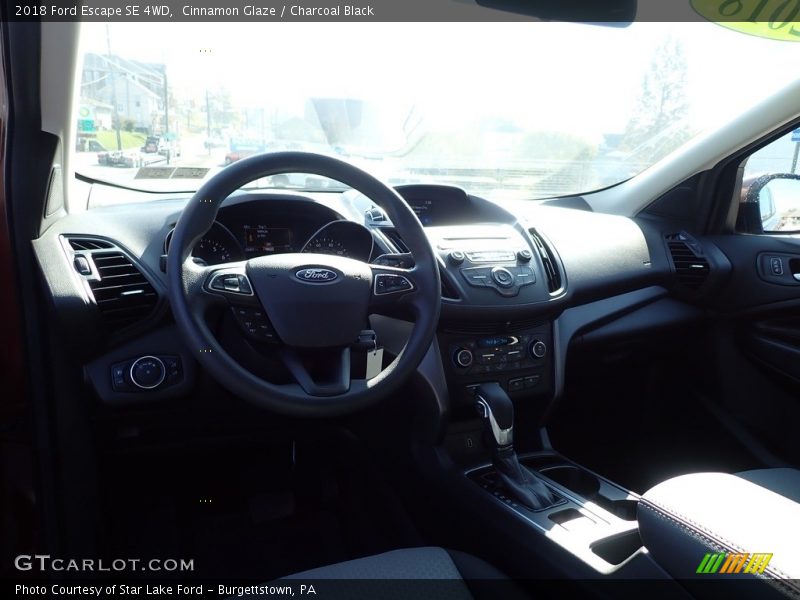 Cinnamon Glaze / Charcoal Black 2018 Ford Escape SE 4WD