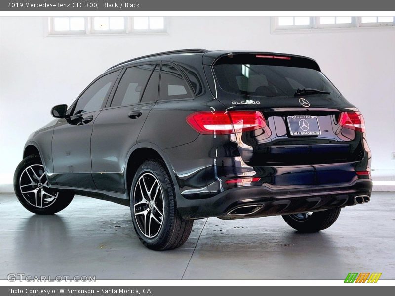 Black / Black 2019 Mercedes-Benz GLC 300