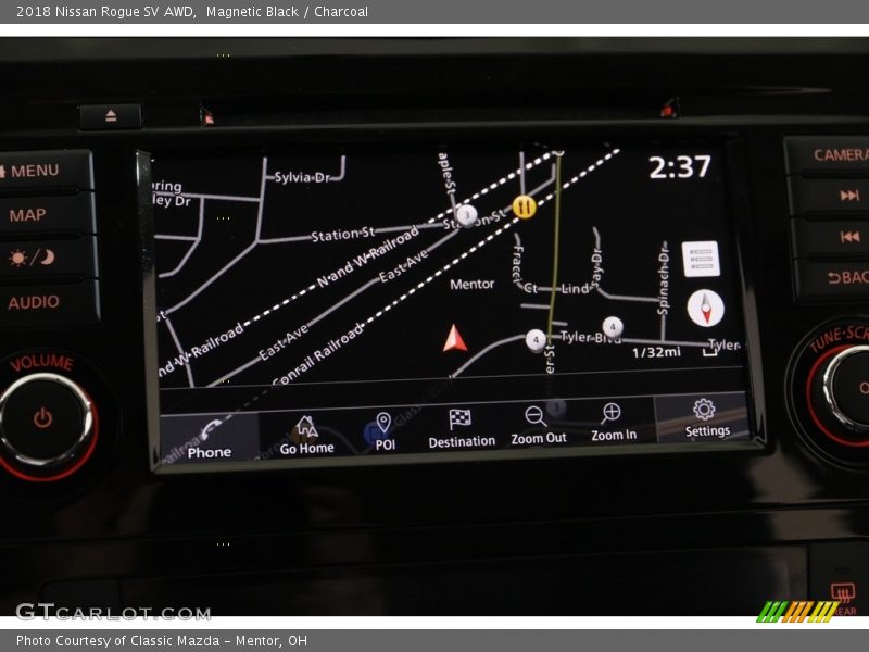 Magnetic Black / Charcoal 2018 Nissan Rogue SV AWD