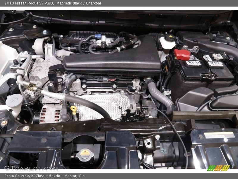 Magnetic Black / Charcoal 2018 Nissan Rogue SV AWD