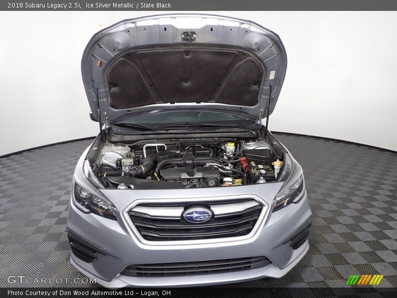 Ice Silver Metallic / Slate Black 2018 Subaru Legacy 2.5i