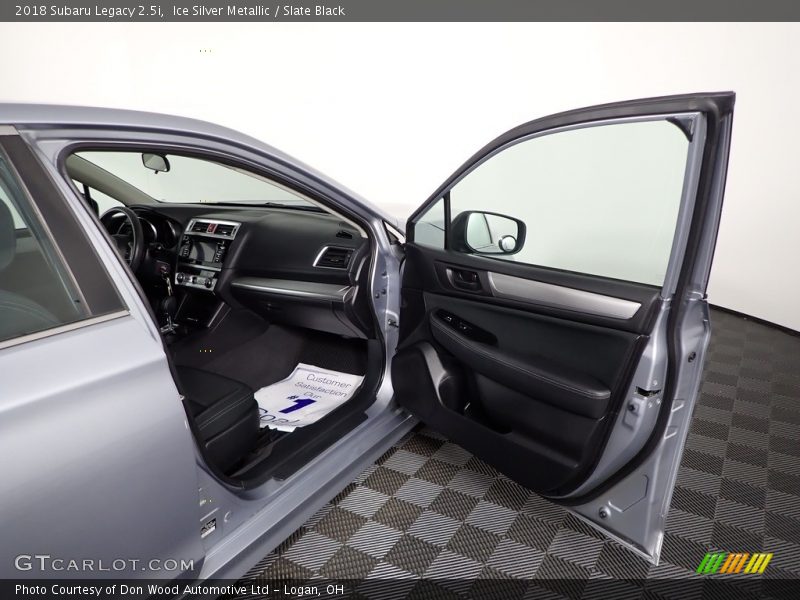 Ice Silver Metallic / Slate Black 2018 Subaru Legacy 2.5i