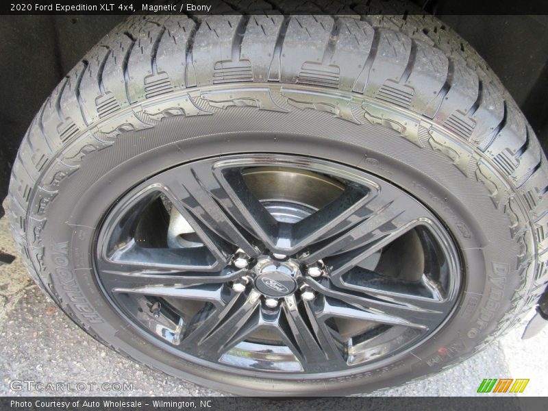Magnetic / Ebony 2020 Ford Expedition XLT 4x4