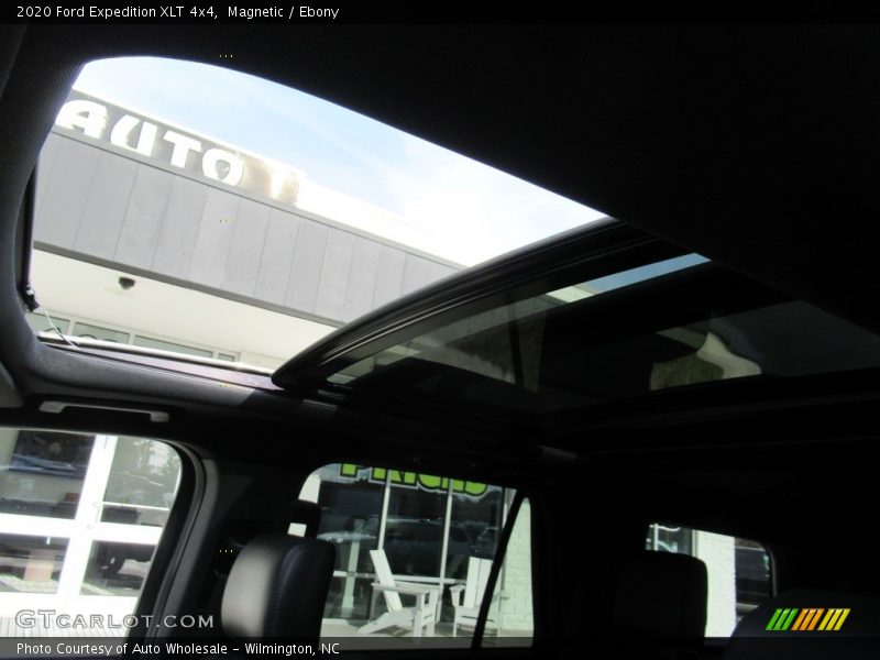 Magnetic / Ebony 2020 Ford Expedition XLT 4x4
