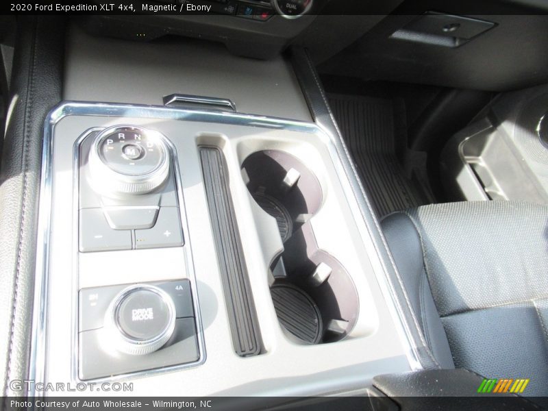 Magnetic / Ebony 2020 Ford Expedition XLT 4x4