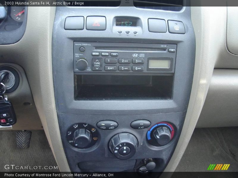Arctic Blue / Beige 2003 Hyundai Santa Fe I4