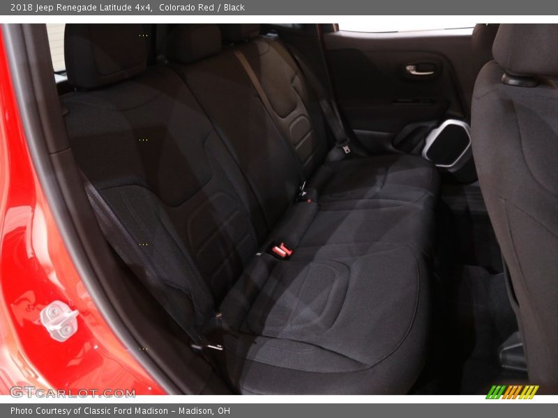 Colorado Red / Black 2018 Jeep Renegade Latitude 4x4