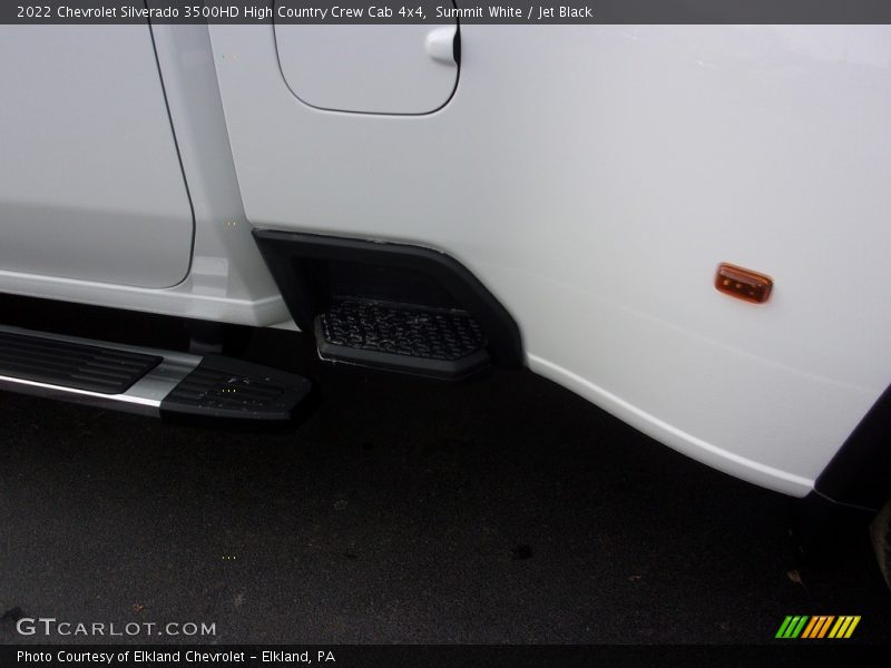 Summit White / Jet Black 2022 Chevrolet Silverado 3500HD High Country Crew Cab 4x4