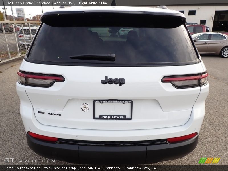 Bright White / Black 2021 Jeep Grand Cherokee L Altitude 4x4